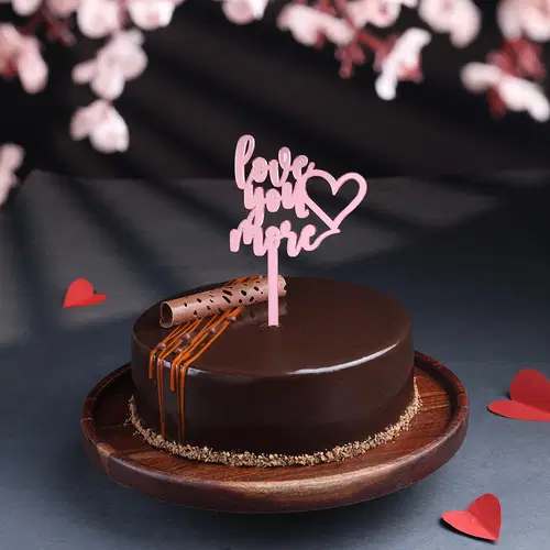 Chocolate Drizzle Love Cake